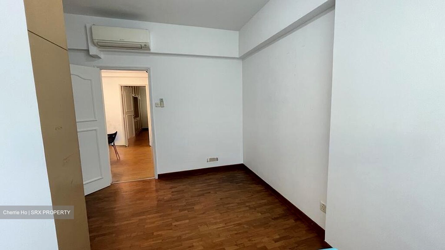 West Bay Condominium (D5), Condominium #527574861